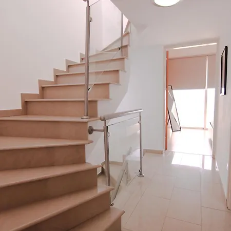 Villa Phaedrus Living: Beachfront Morona Kato Yialia